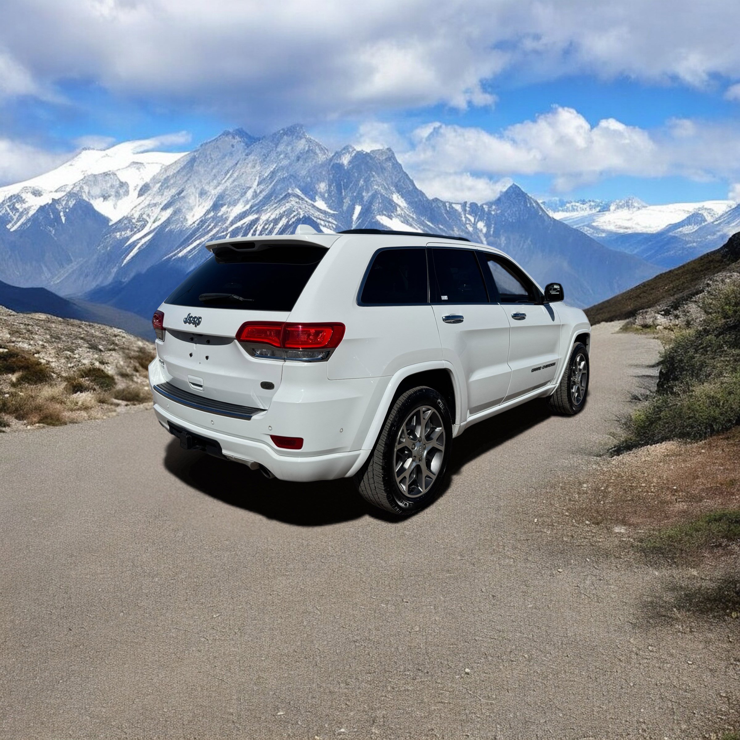 Used 2021 Jeep Grand Cherokee Overland image 5