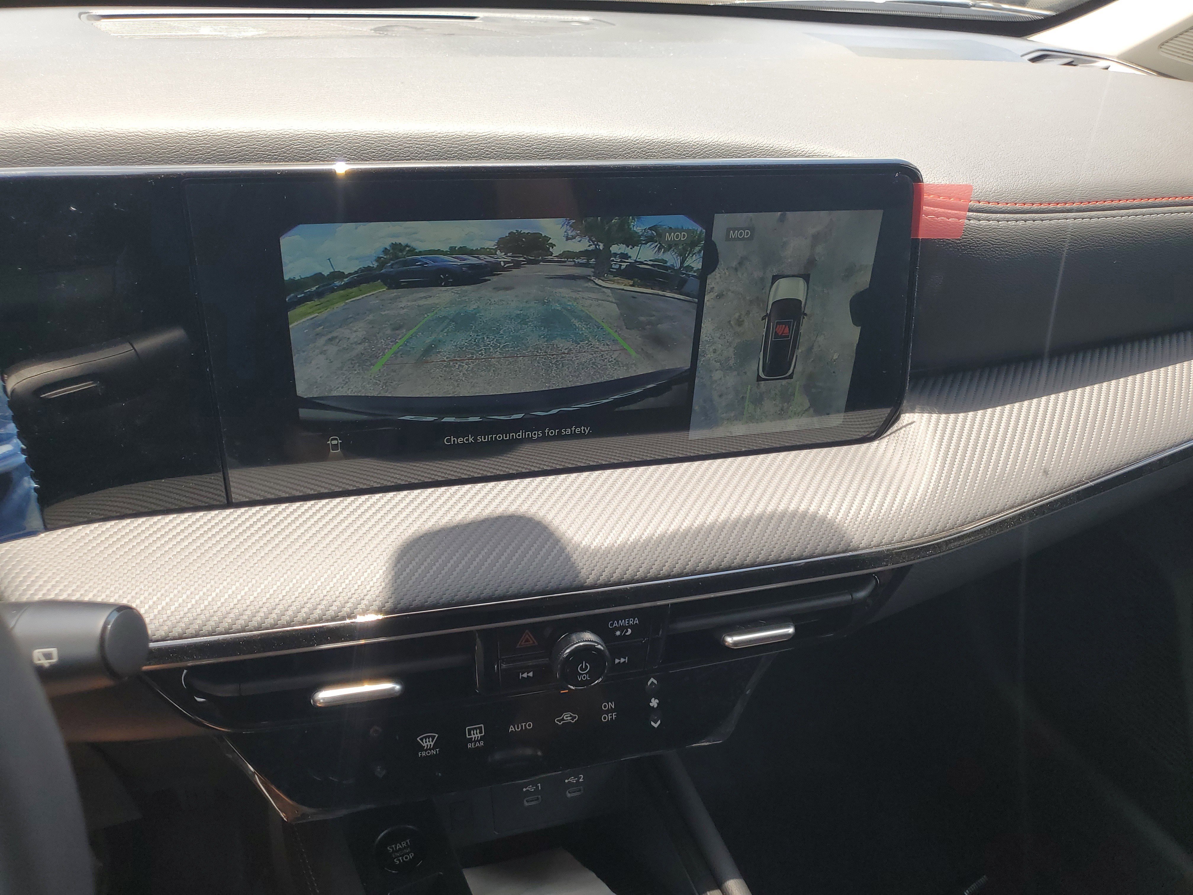 New 2025 Nissan Kicks SR image 13