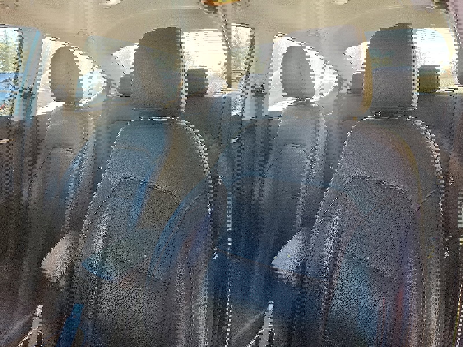 Used 2017 Hyundai Elantra Limited w/ Limited Tech Package 04 image 22