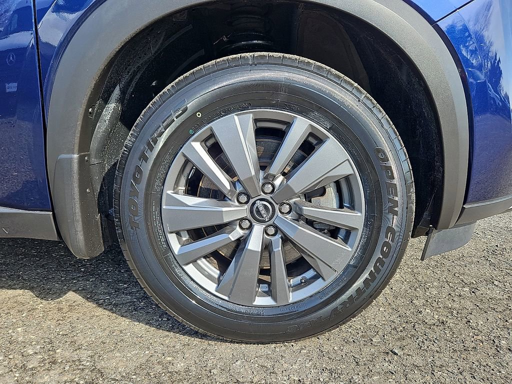 Used 2022 Nissan Pathfinder SV AWD/4WD image 8