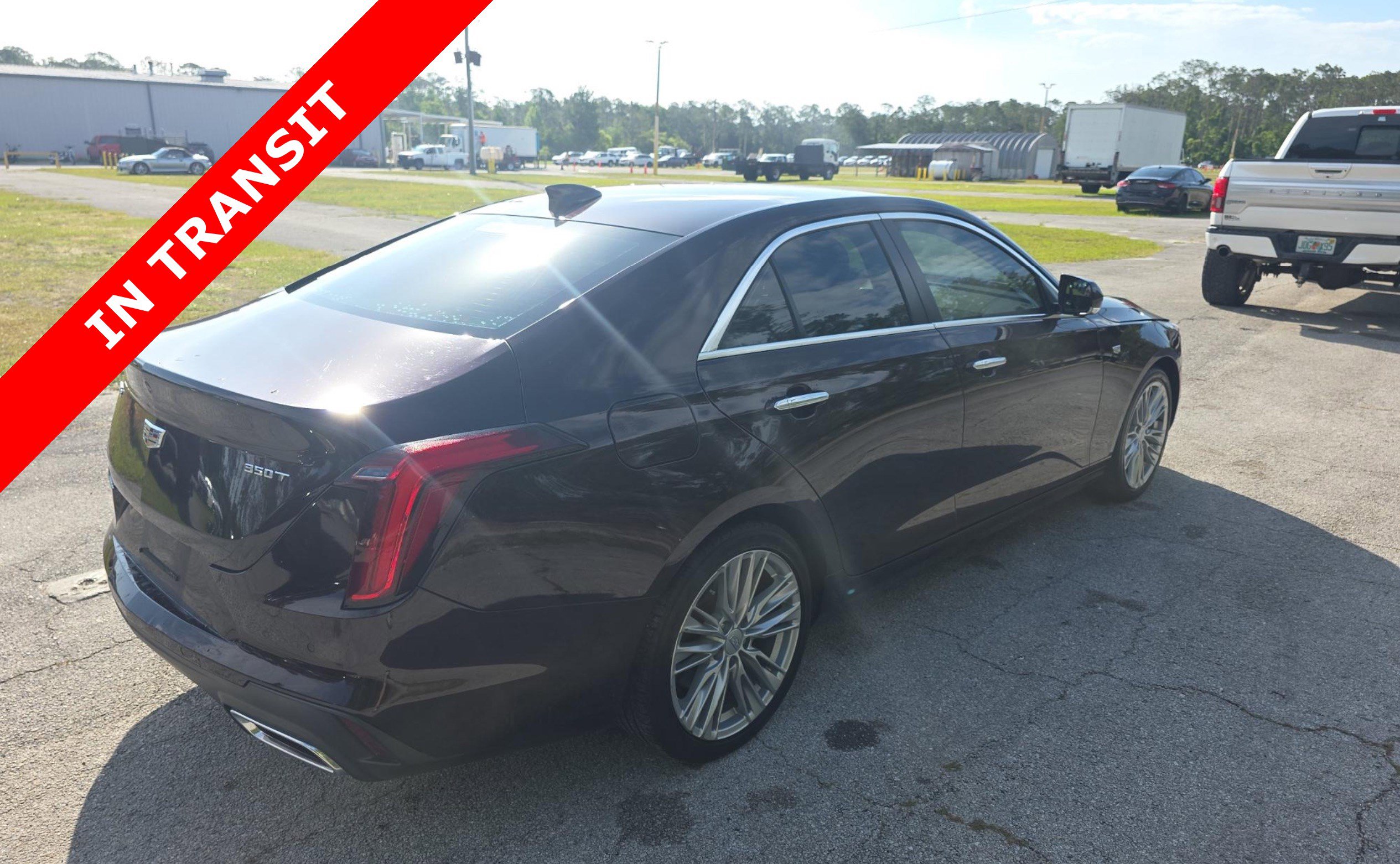 Used 2020 Cadillac CT4 Premium Luxury RWD image 3