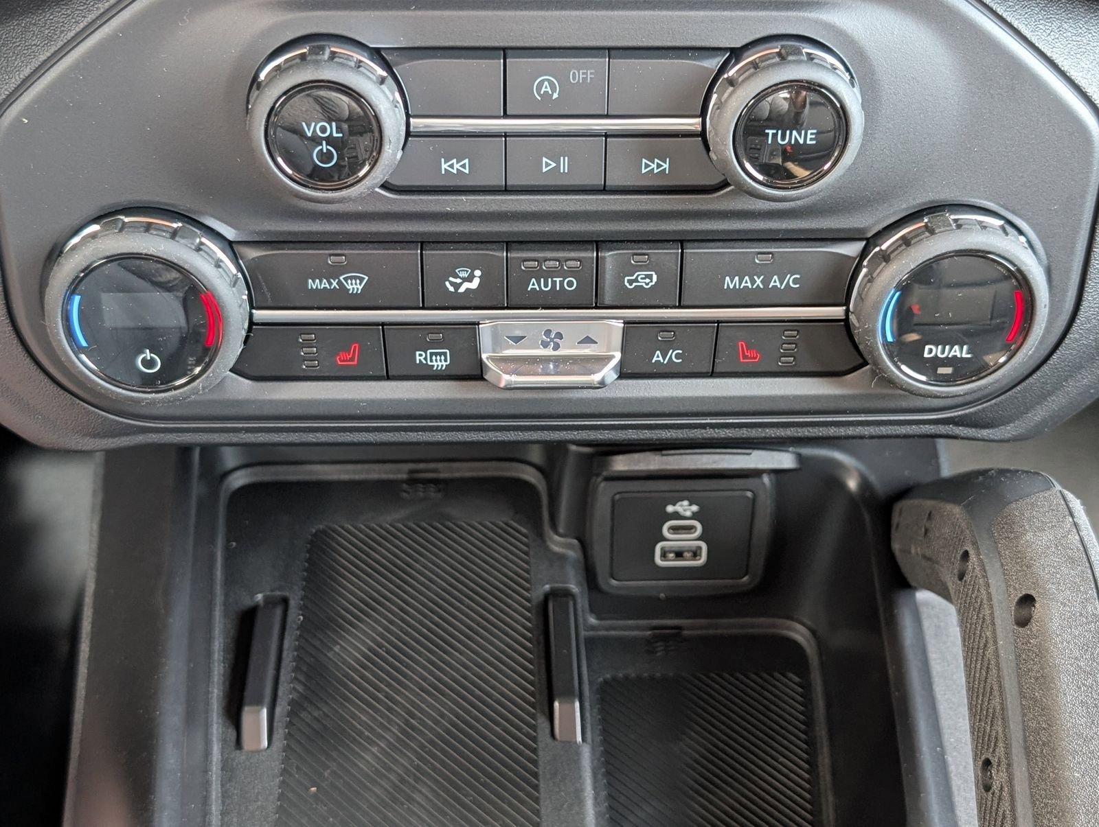 New 2026 Ford Bronco Big Bend w/ Black Diamond Package image 20