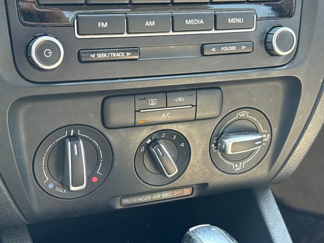 Used 2013 Volkswagen Jetta SE FWD image 19
