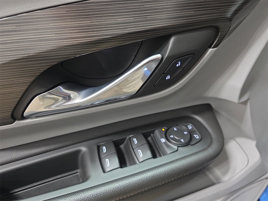 Certified 2023 GMC Terrain SLE w/ Driver Convenience Package image 27