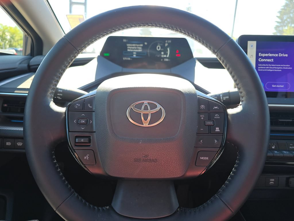 Used 2024 Toyota Prius XLE AWD/4WD image 62