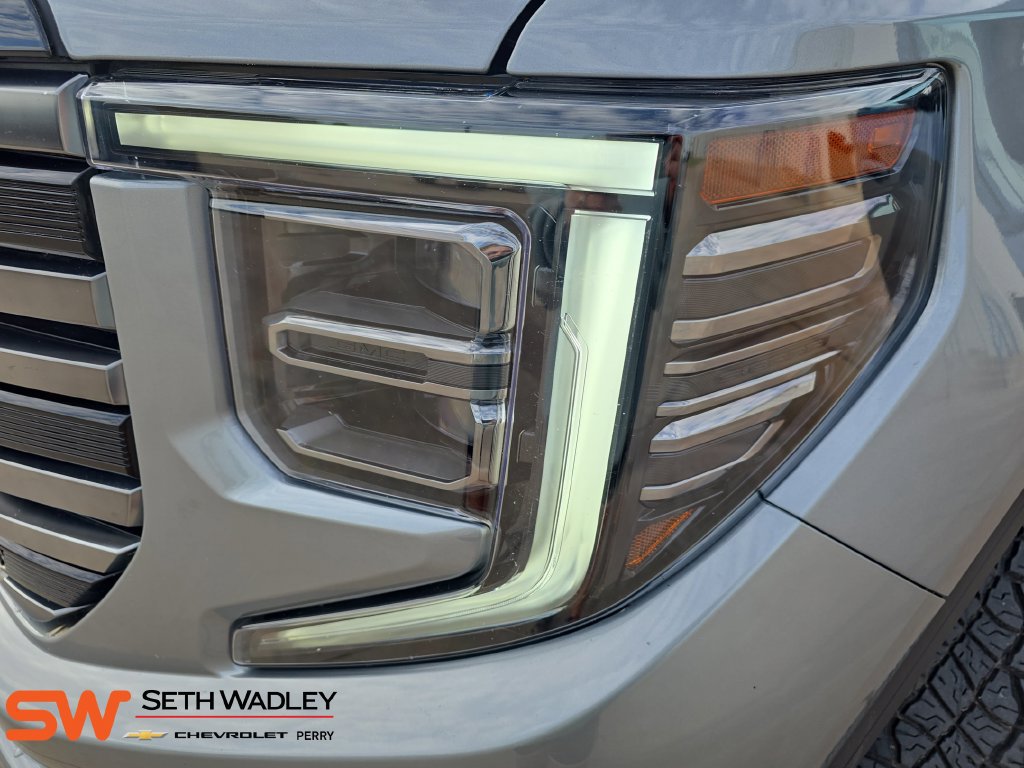 Used 2025 GMC Sierra 1500 AT4 AWD/4WD image 31