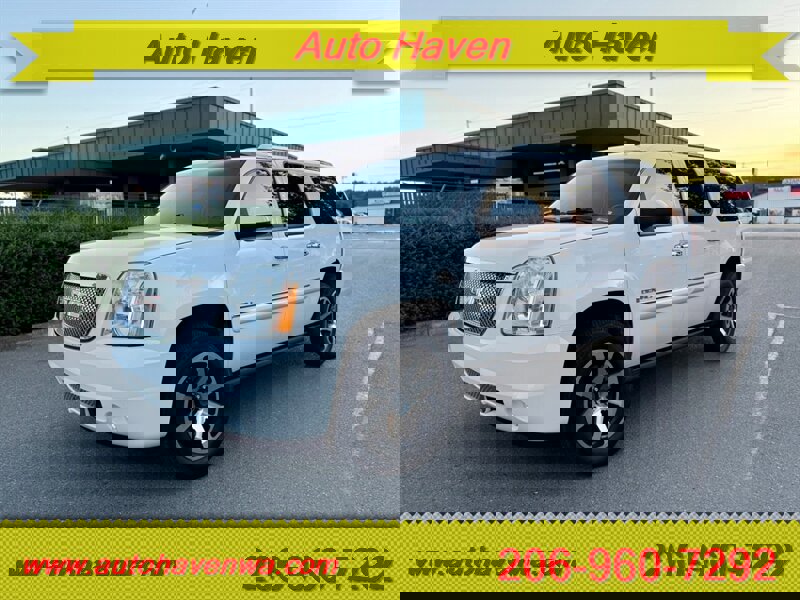 Used 2008 GMC Yukon XL Denali image 1