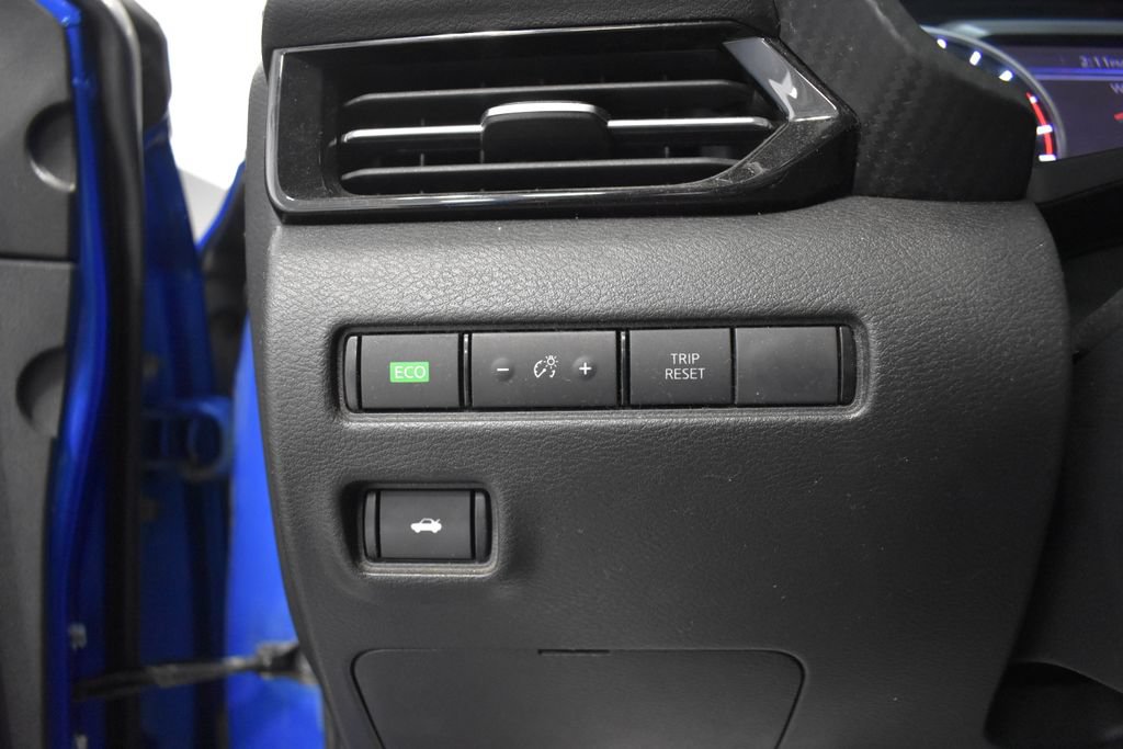 Used 2020 Nissan Sentra SR FWD image 17