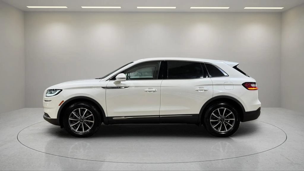 Certified 2022 Lincoln Nautilus FWD image 14
