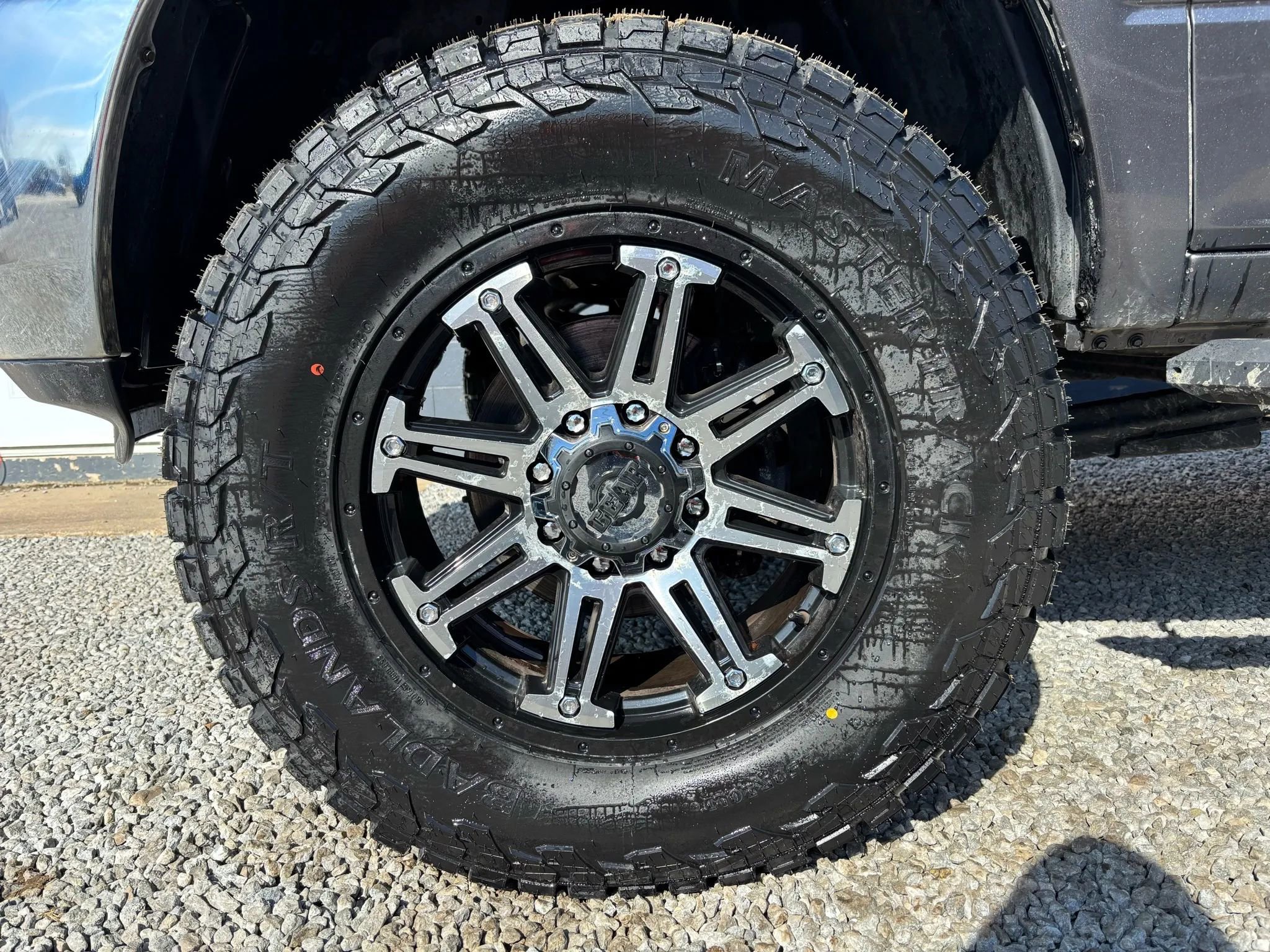 Used 2016 RAM 2500 SLT w/ Luxury Group image 12