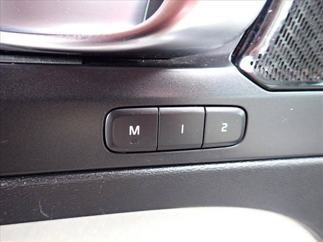 Used 2021 Volvo XC40 T5 Inscription w/ Advanced Package AWD/4WD image 16