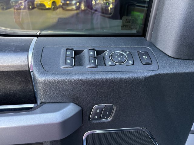 Used 2019 Ford F250 Platinum w/ FX4 Off-Road Package AWD/4WD image 16