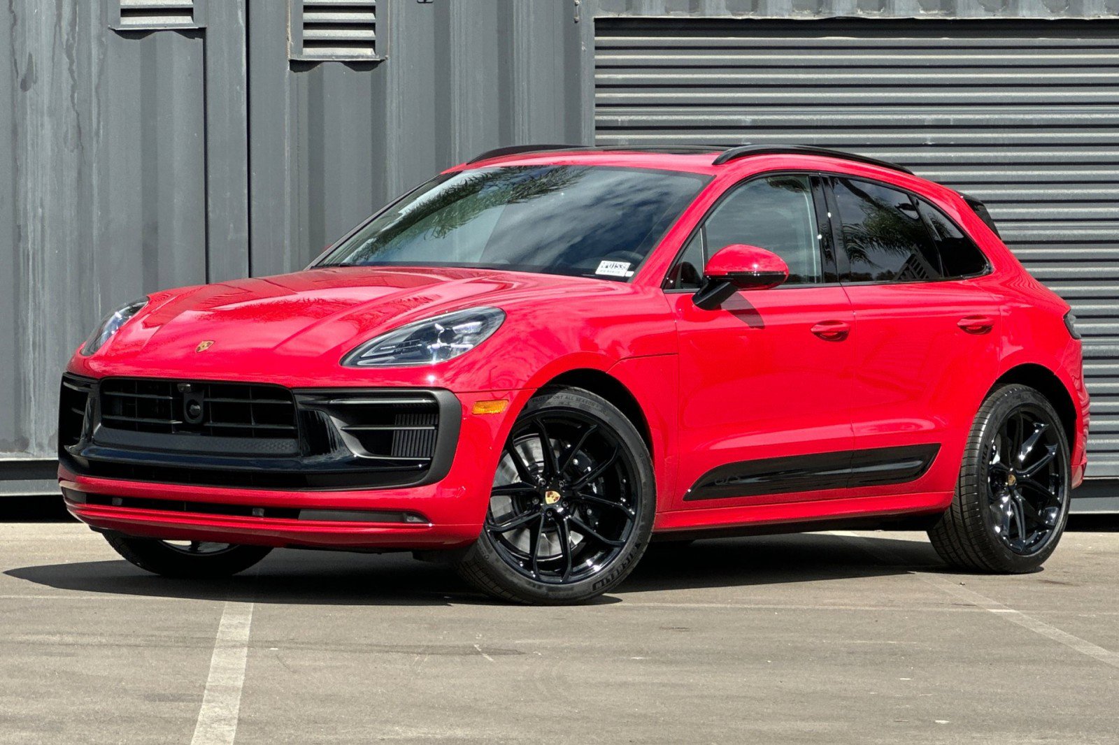 New 2026 Porsche Macan GTS image 1