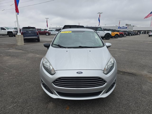 Used 2014 Ford Fiesta SE w/ Equipment Group 201A image 10