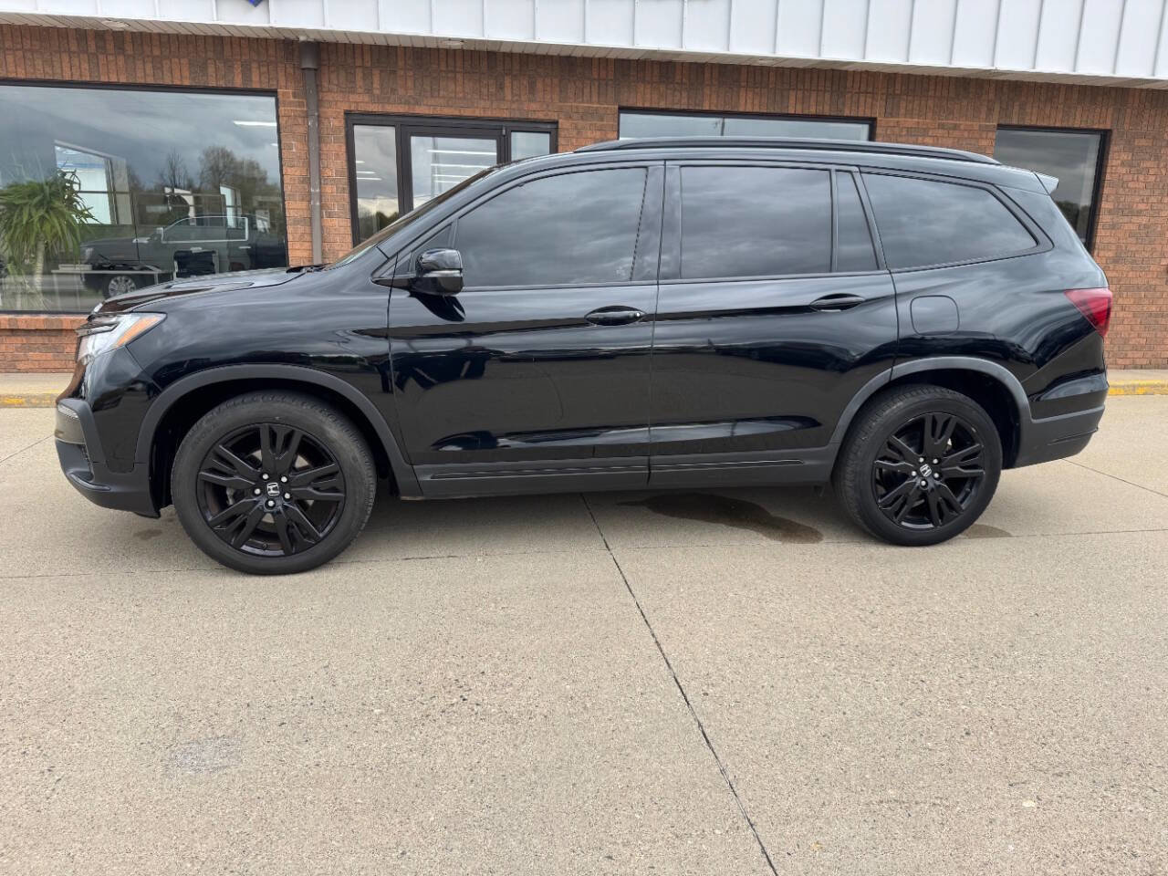 Used 2020 Honda Pilot Black Edition image 42