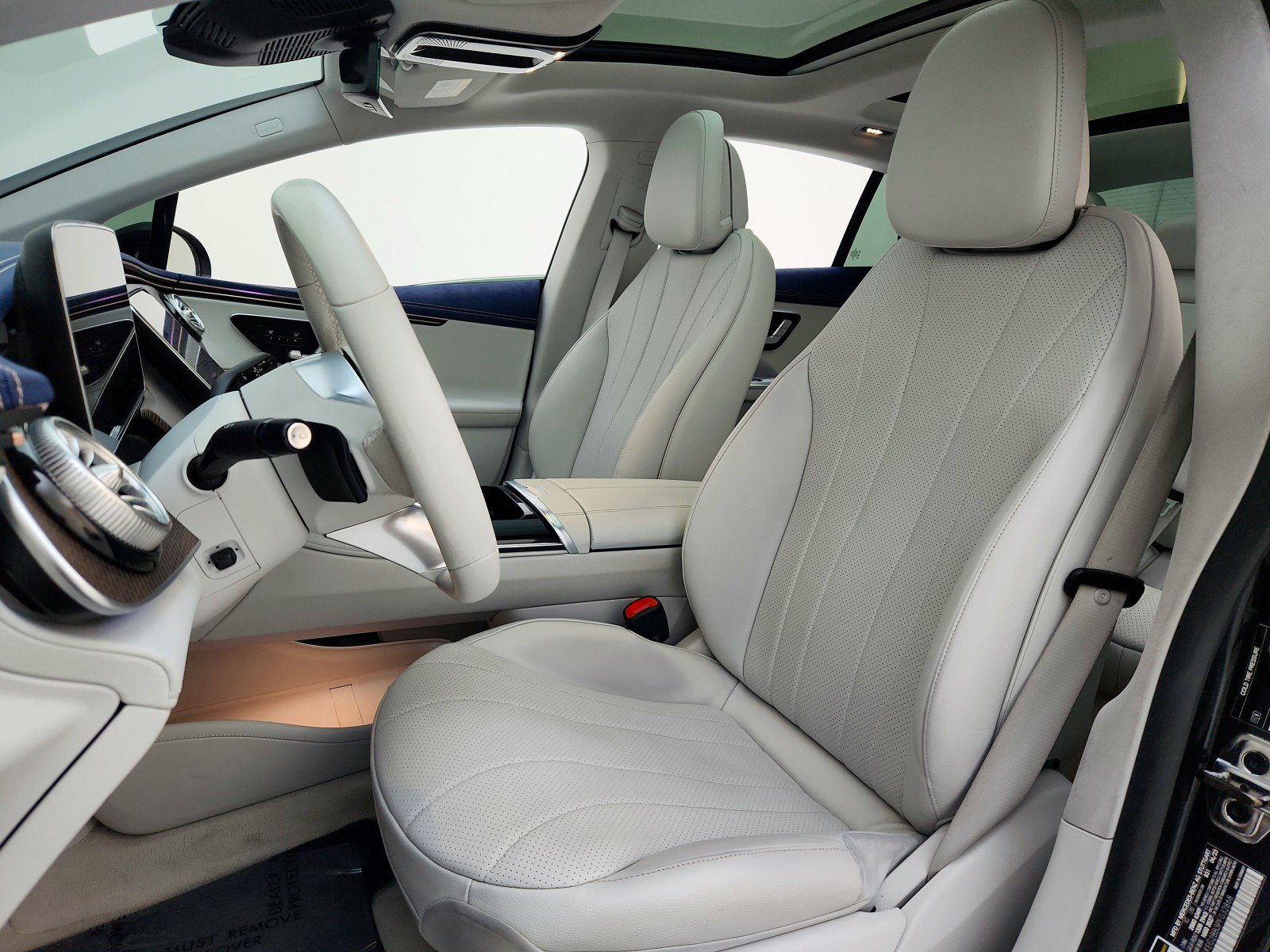 Used 2023 Mercedes-Benz EQE 350+ Sedan image 17