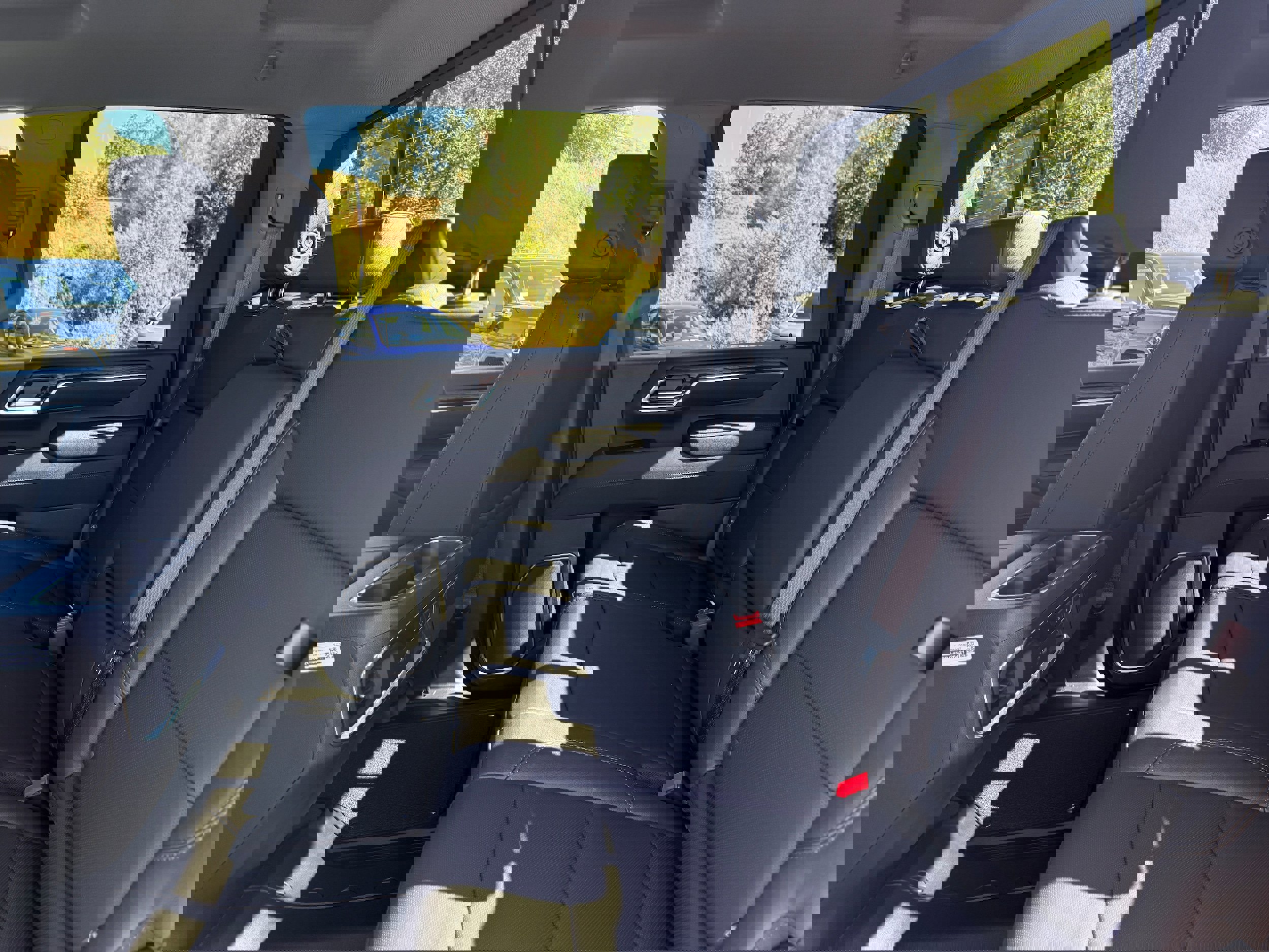 New 2026 GMC Sierra 2500 SLT w/ SLT Premium Package image 9