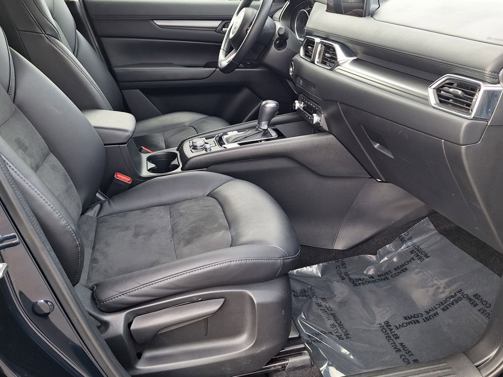 Used 2021 MAZDA CX-5 Touring image 28