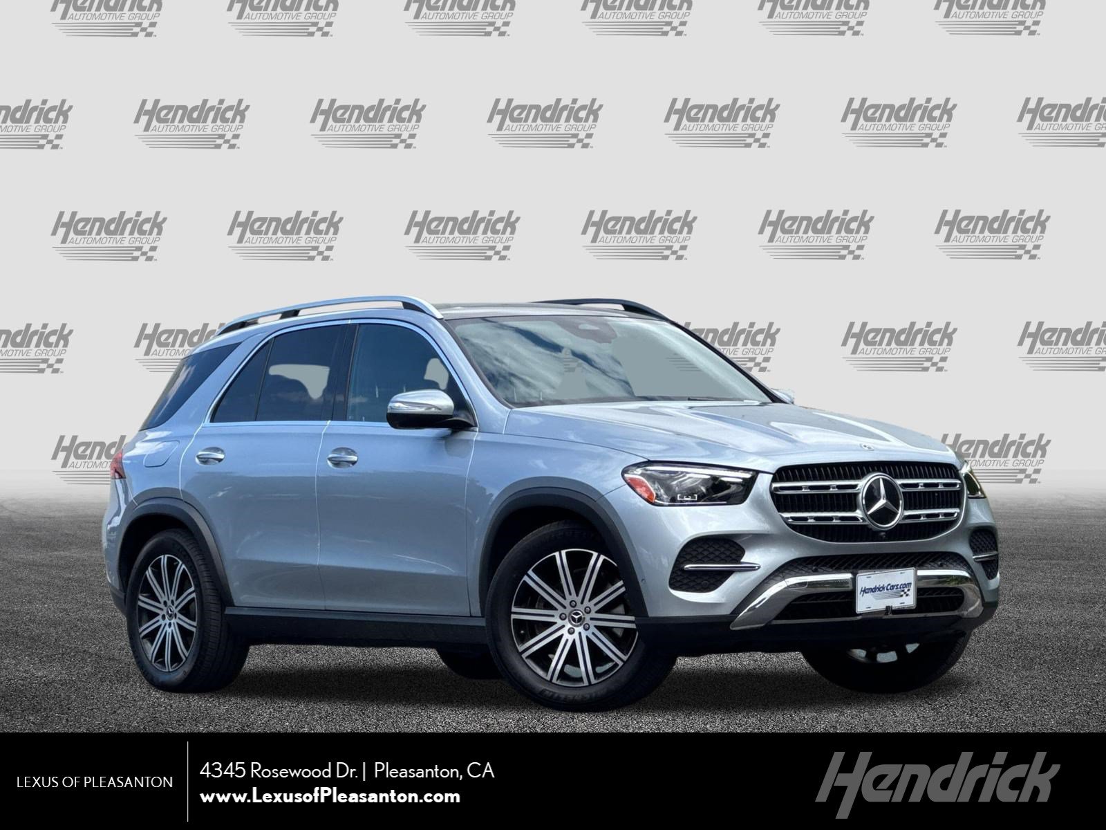 Used 2025 Mercedes-Benz GLE 350 4MATIC image 1
