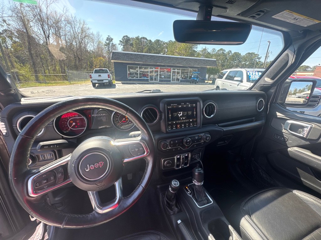 Used 2018 Jeep Wrangler Unlimited Sahara image 14