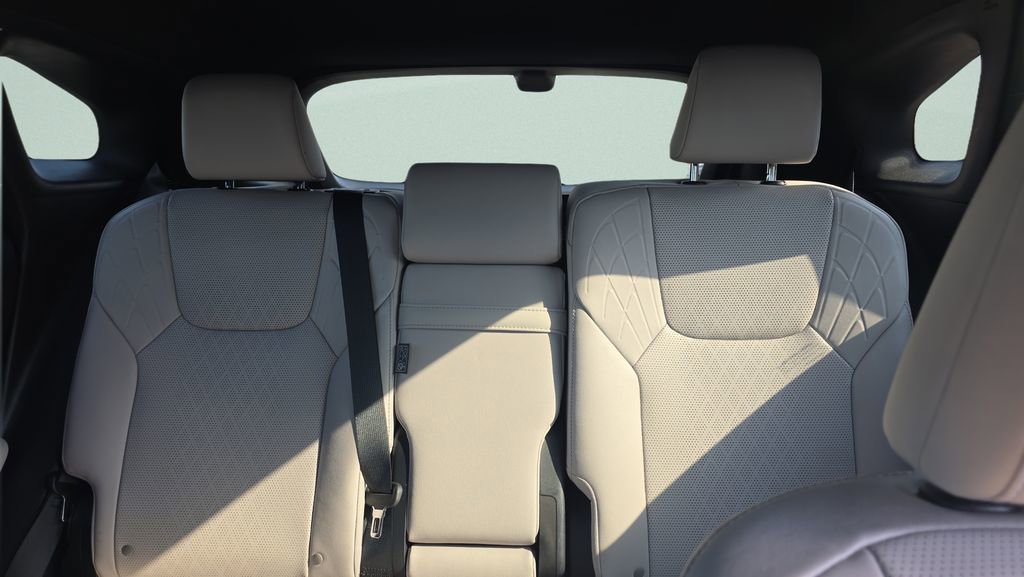 Used 2024 Lexus RX 350 Premium Plus w/ Convenience Package image 9