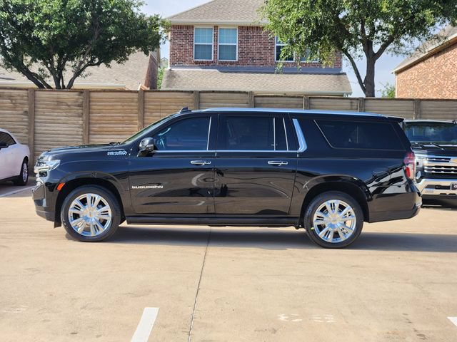 Used 2023 Chevrolet Suburban High Country w/ Max Trailering Package AWD/4WD image 13