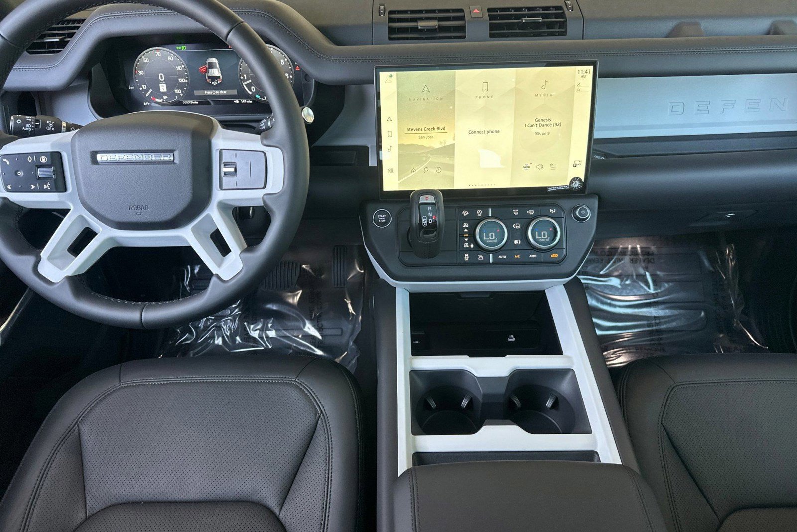 New 2026 Land Rover Defender 110 X-Dynamic SE AWD/4WD image 25