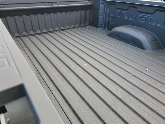 Used 2025 Chevrolet Silverado 2500 Custom w/ Custom Convenience Package image 12