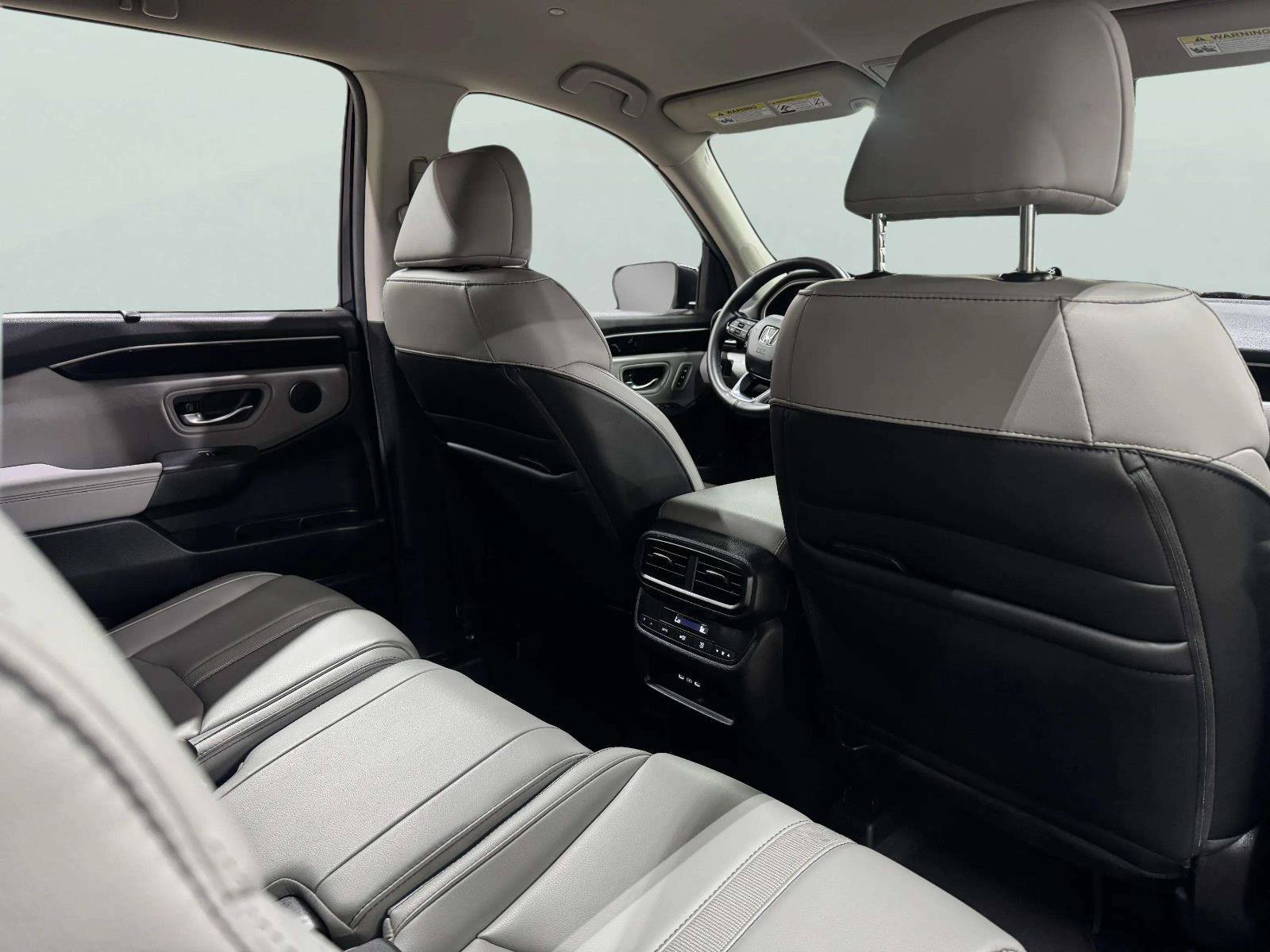 Used 2025 Honda Pilot EX-L image 55