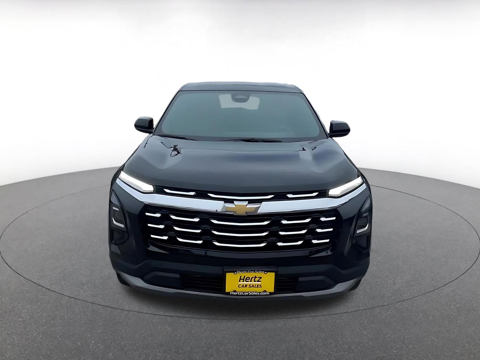 Used 2025 Chevrolet Equinox LT FWD image 4