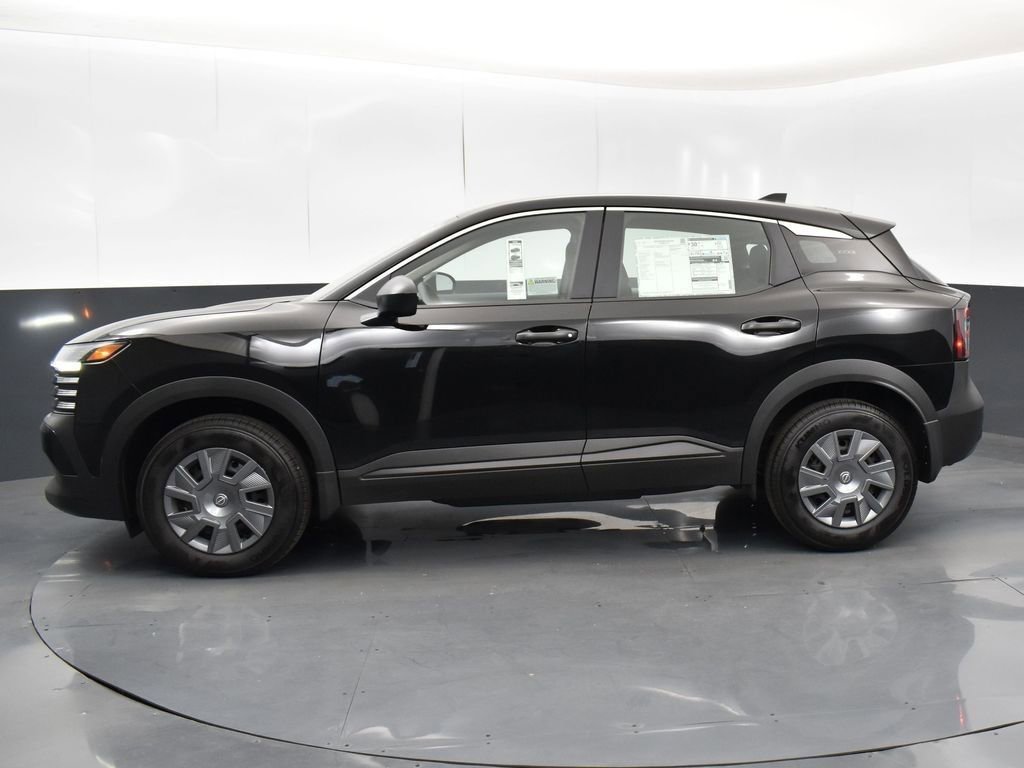 Used 2025 Nissan Kicks S image 4