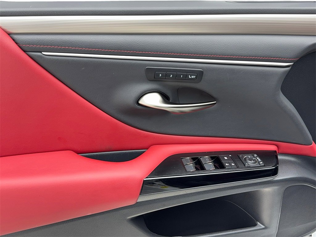 Used 2023 Lexus ES 350 F Sport image 33