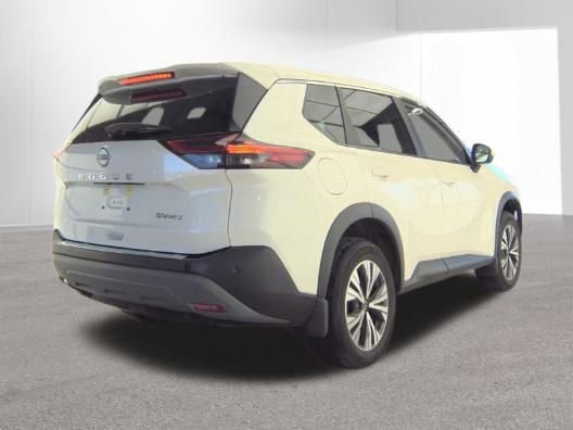 Used 2023 Nissan Rogue SV image 3