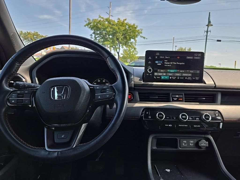 Used 2024 Honda Pilot TrailSport image 40