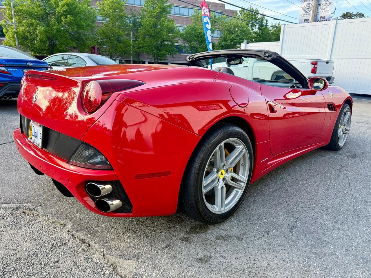 Used 2010 Ferrari California image 5