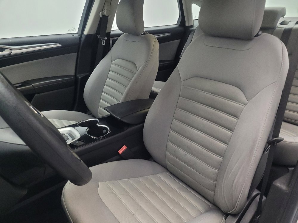 Used 2014 Ford Fusion S image 17