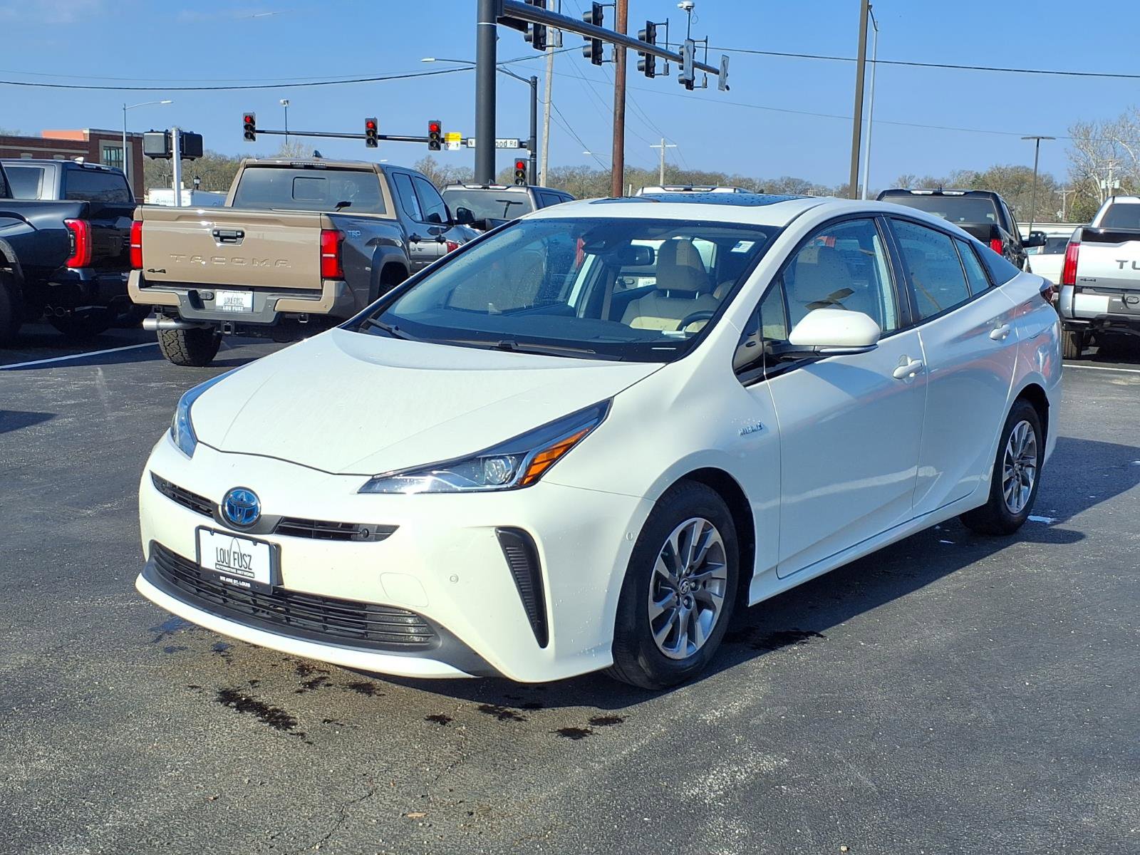 Used 2019 Toyota Prius Limited w/ Premium Convenience Package image 31