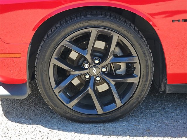Used 2021 Dodge Challenger R/T w/ Blacktop Package image 9