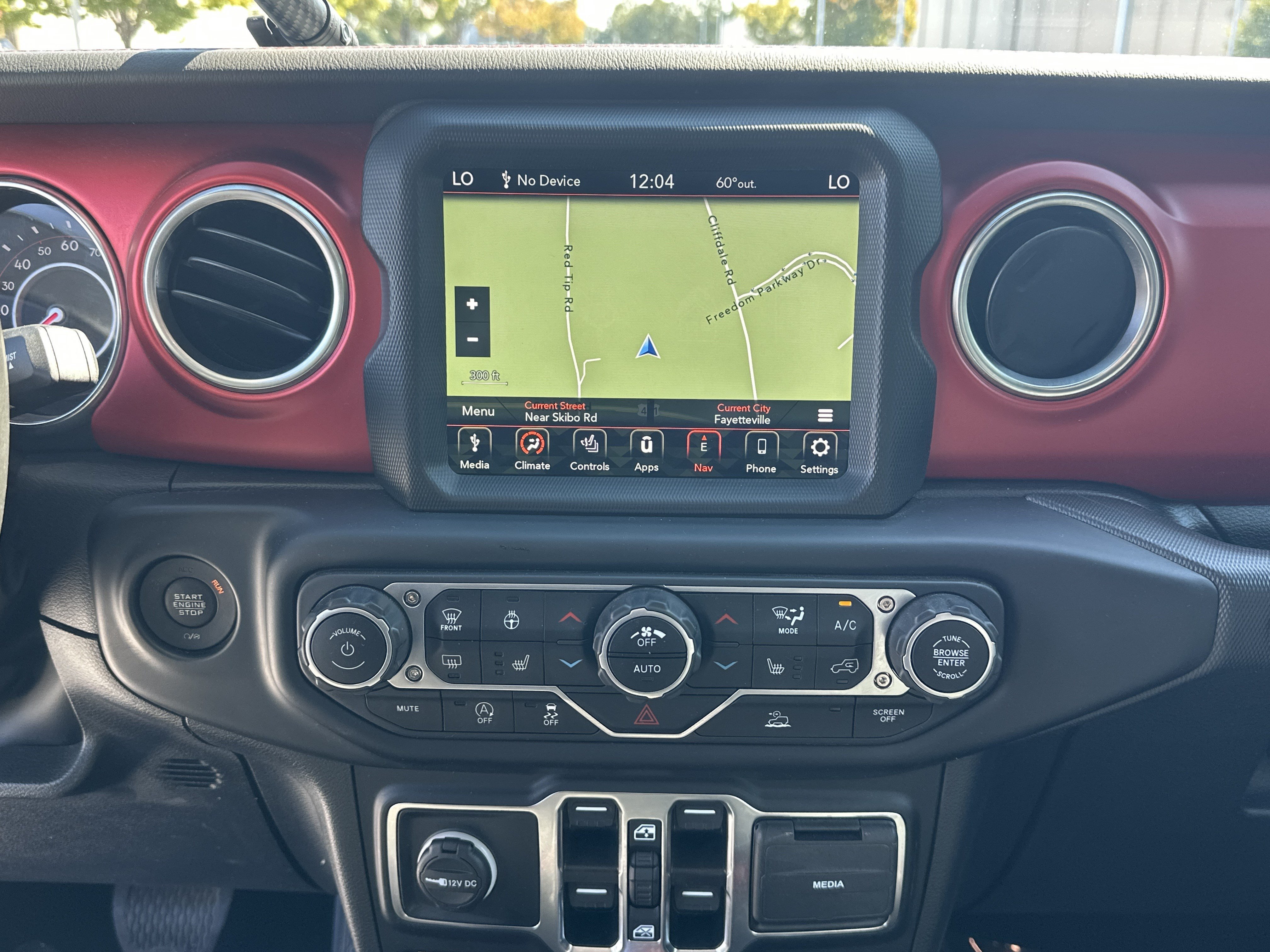 Used 2022 Jeep Gladiator Rubicon w/ LED Lighting Group AWD/4WD image 24