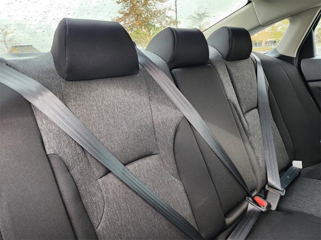 Certified 2025 Honda Accord LX image 17