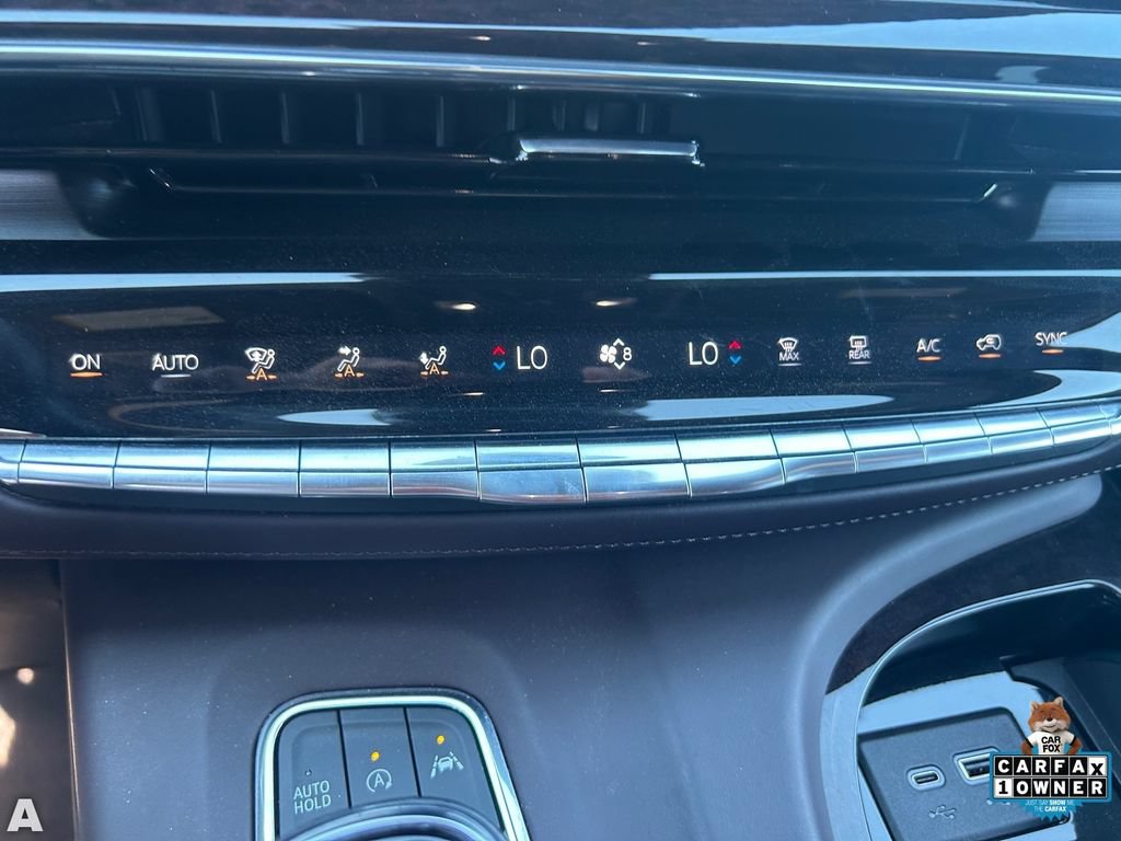 Used 2023 Cadillac Escalade ESV Premium Luxury Platinum w/ LPO, Radiant Package AWD/4WD image 26