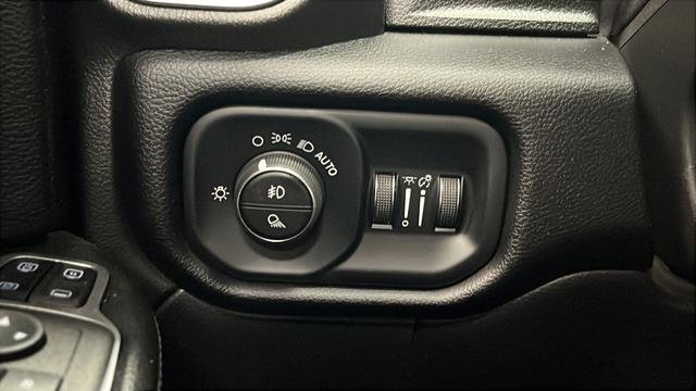 Used 2024 RAM 2500 Laramie w/ Night Edition image 36