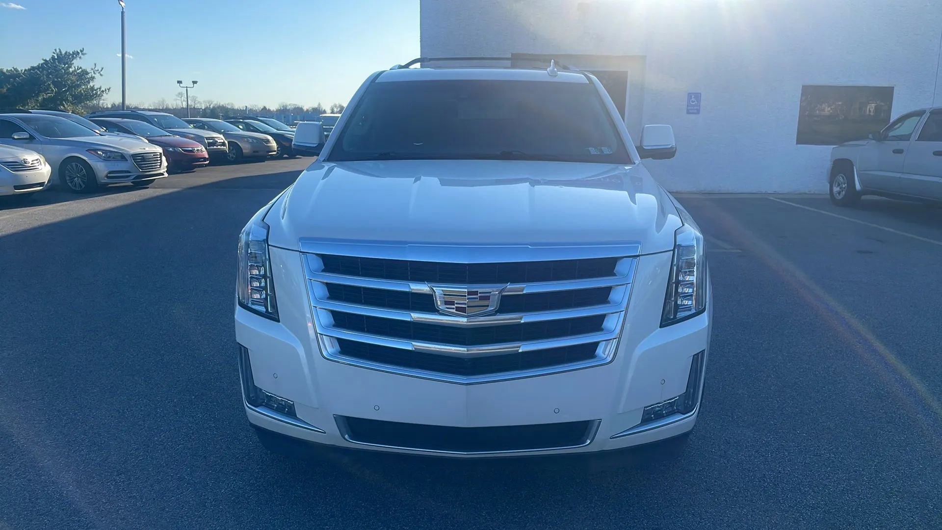 Used 2015 Cadillac Escalade ESV Premium image 15