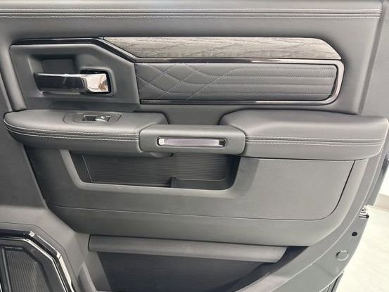New 2026 RAM 2500 Limited image 34