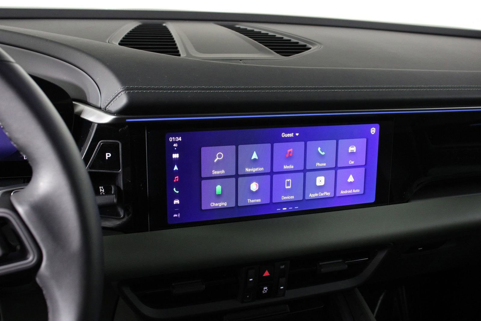 Certified 2025 Porsche Macan 4 Electric AWD/4WD image 13