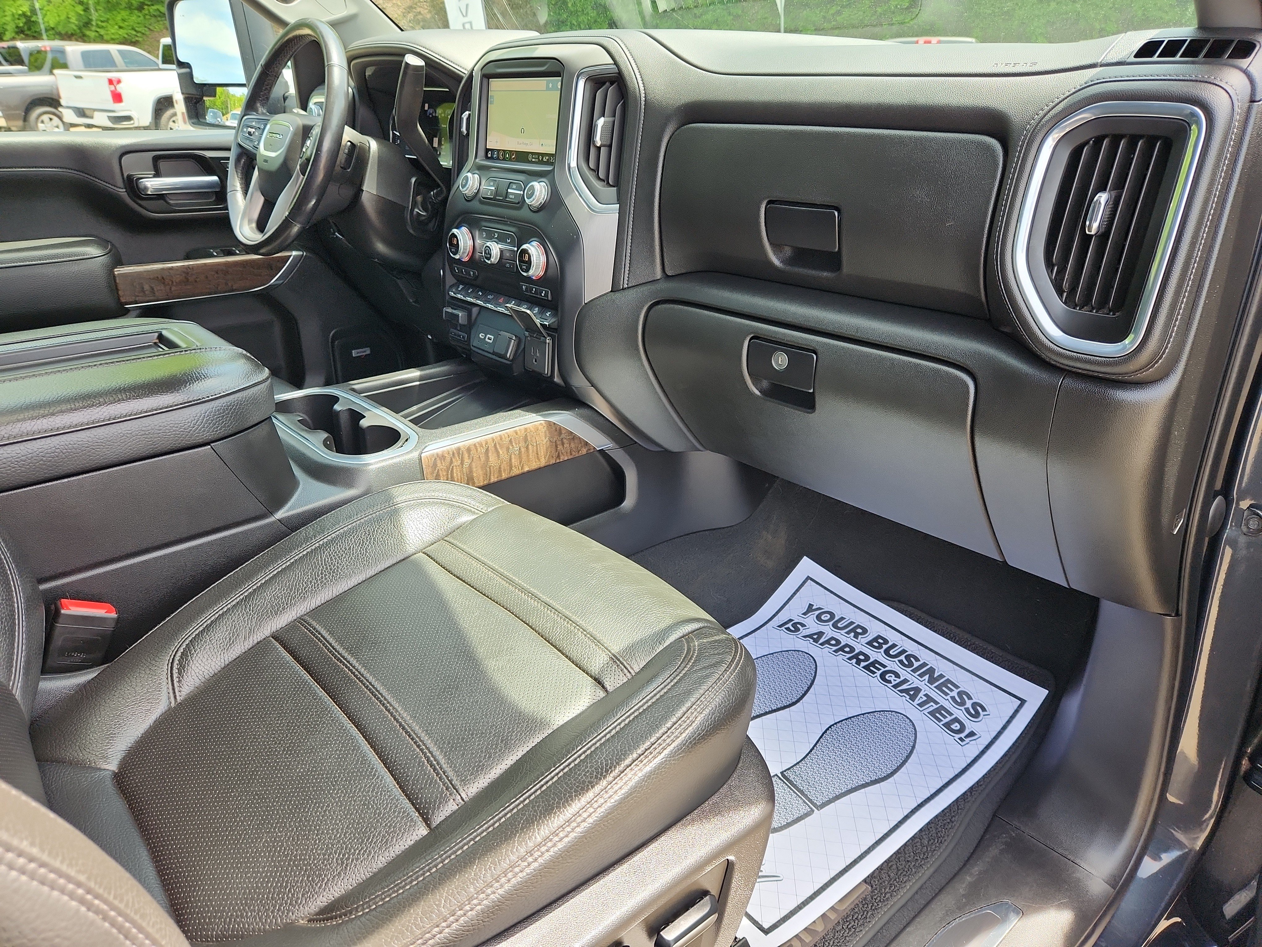 Used 2021 GMC Sierra 2500 Denali w/ Denali Ultimate Package AWD/4WD image 44