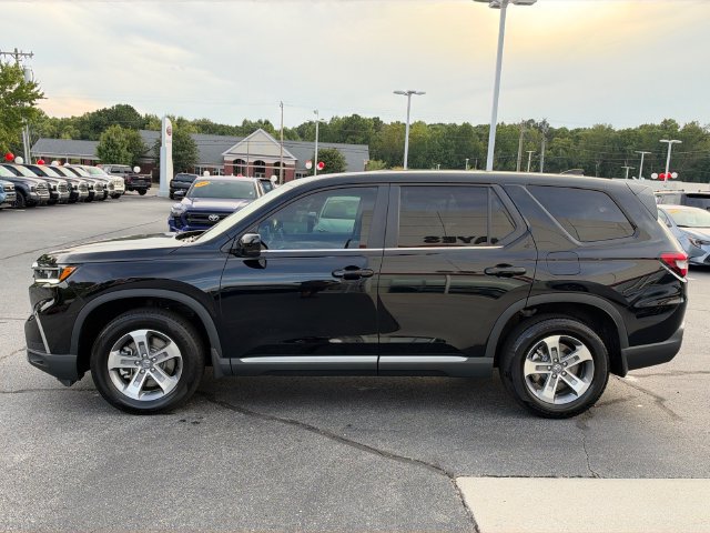 Used 2025 Honda Pilot EX-L image 8