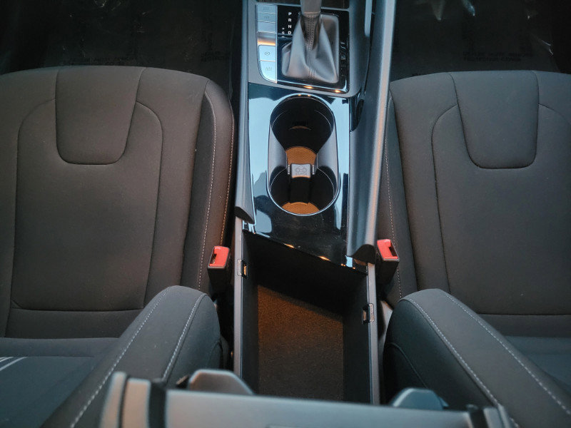 Used 2023 Hyundai Elantra SEL w/ Convenience Package image 32