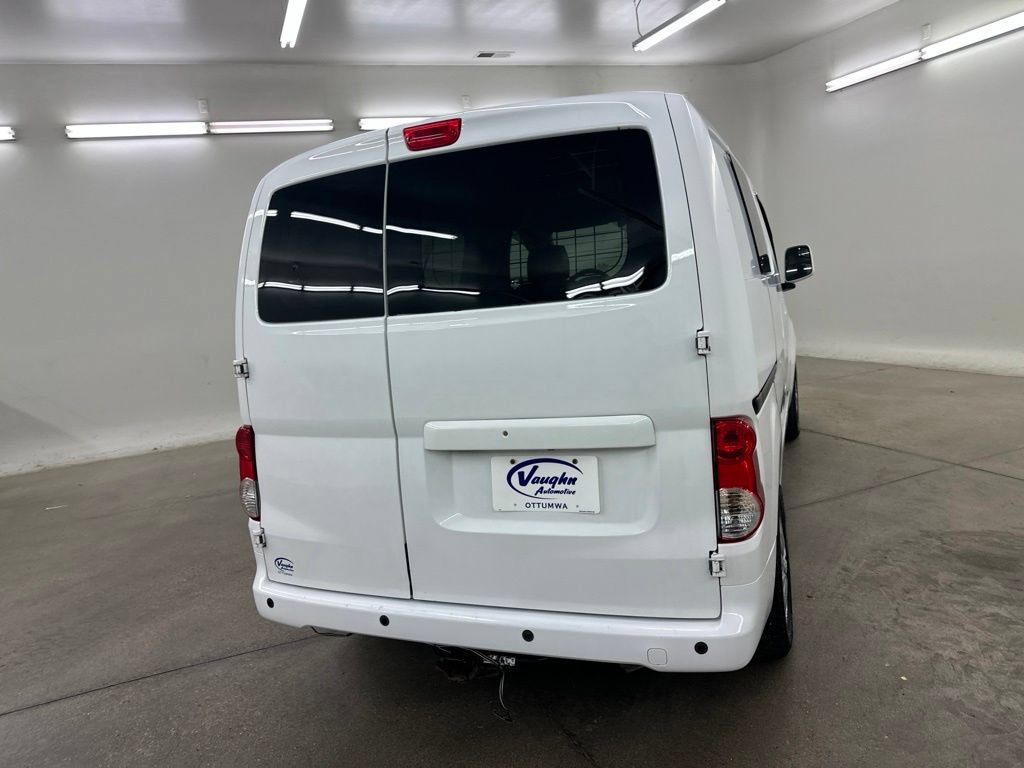 Used 2017 Chevrolet City Express LT w/ Technology Package FWD image 12