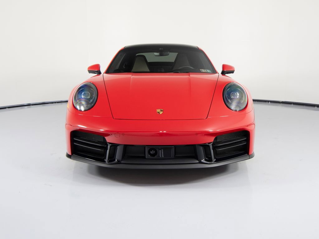 Certified 2025 Porsche 911 Carrera RWD image 13